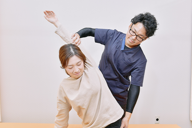 あなたに合わせた自宅ケアメニューを400種類の動画の中から選択して送ります